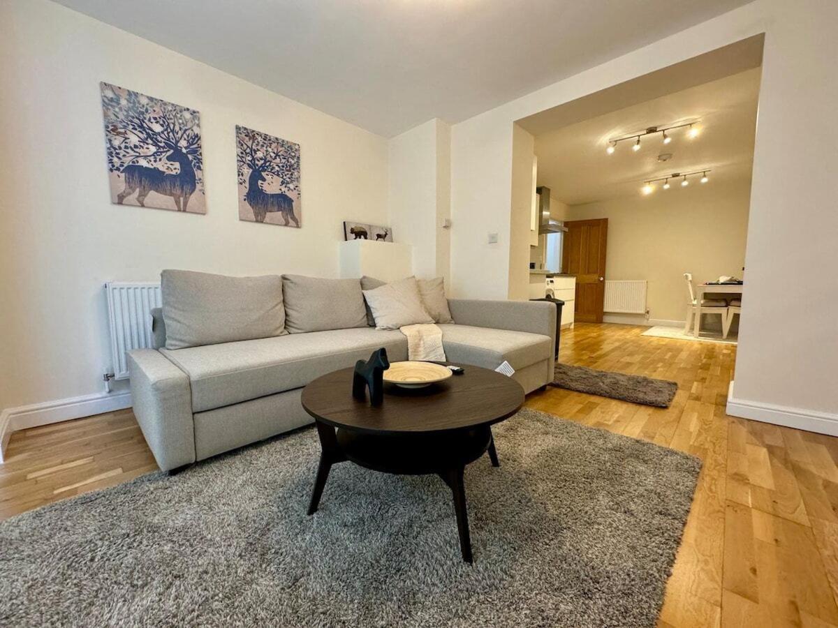 Sutherland Avenue Apartamento *